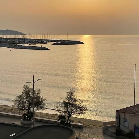 T2 4 Pers, Pieds Dans L'eau Avec Wifi, Parking Et Clim - Fr-1-803-1 * Le Lavandou